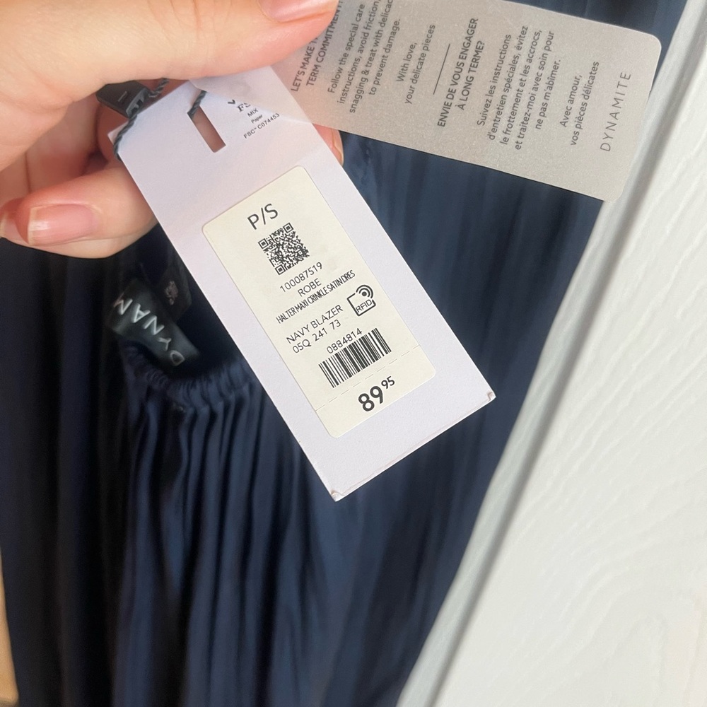 Crinkled Halter Satin Maxi Dress - Picture 7 of 9